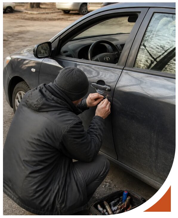 Профессиональное вскрытие автомобиля Тойота без повреждений в Сатке